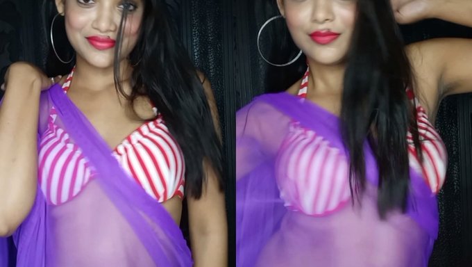 ¡las Impresionantes Curvas De Rekha Están En Exhibición En Un Caliente Striptease!