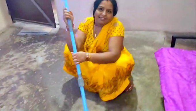 La Bhabhi Caliente Se La Follan Duro En La Cocina.