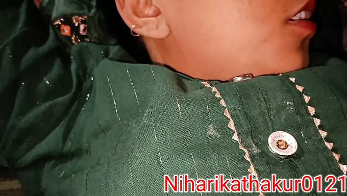 Estudiante Universitaria India Se Pone Sucia Con Una Universitaria En Un Video Caliente