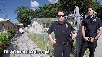 Policías M...