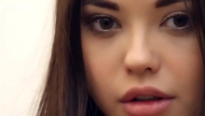 Annika Prueba Por Primera Vez Su Primer Orgasmo Frente A La Cámara.