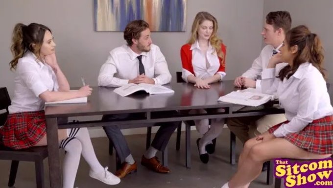 Nat Y Jo Protagonizan Una Sesión De Sexo Grupal Caliente