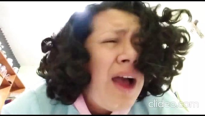 Sesión En Solitario De Estudiante Universitaria Con Big Ass