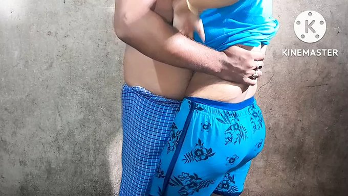 Hermanastro Se Pone Sucio Y Salvaje Con Su Novia
