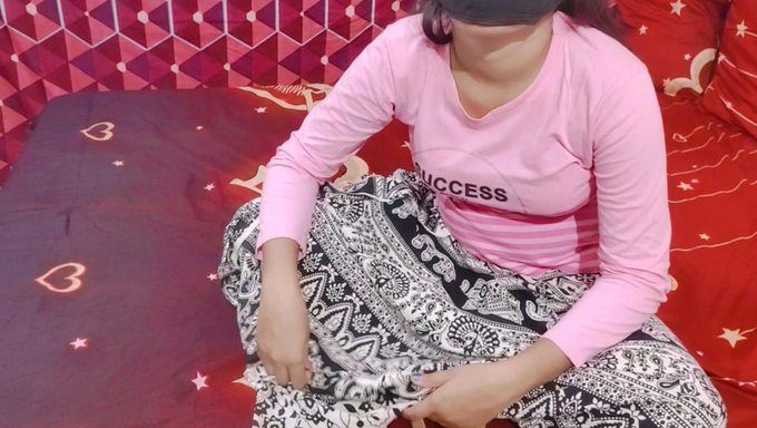 La Experiencia Orgásmica De Una Chica Desi En Un Video En Hindi