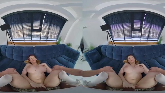 Habilidades Orales De Bomba Rubia En Realidad Virtual