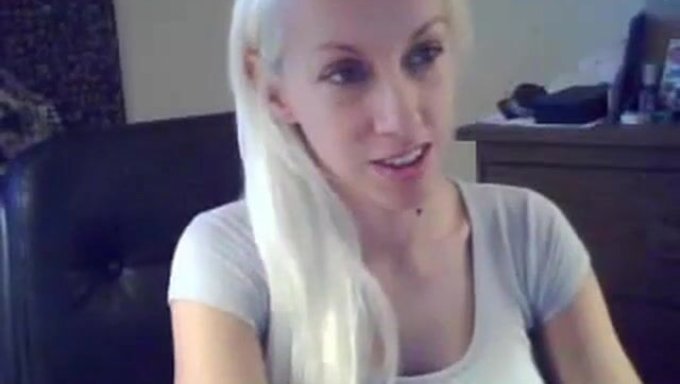 El Cuerpo Embarazada De Tara En La Webcam