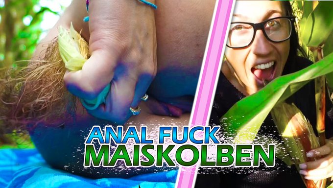 La Chica Alemana Recibe Una Buena Cogida Anal En Un Campo De Maíz