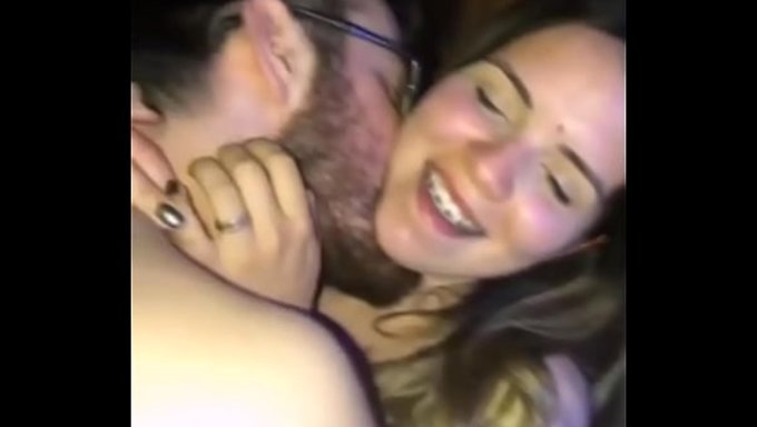 Los Mejores Videos De Esposas Reales Poniéndole Los Cuernos A Otros Tíos.
