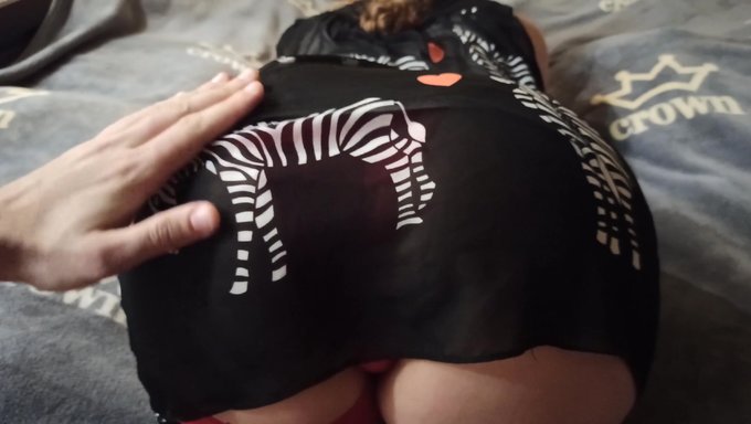 Las Tetas Y Culos Más Grandes De La Milf - Acariciando El Coño En Pov