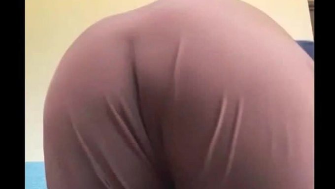 Gran Culo De Ébano Es Follado Duro En Video Hd