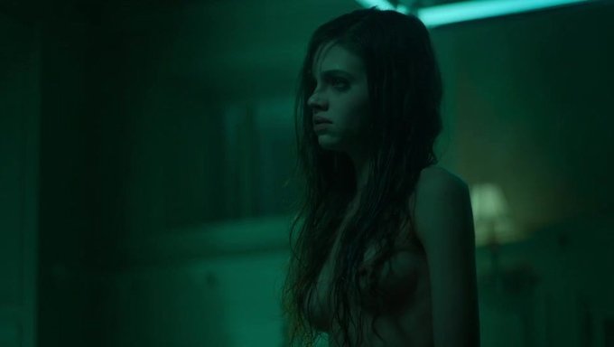 La Caliente Actuación Universitaria De India Eisley En Hd
